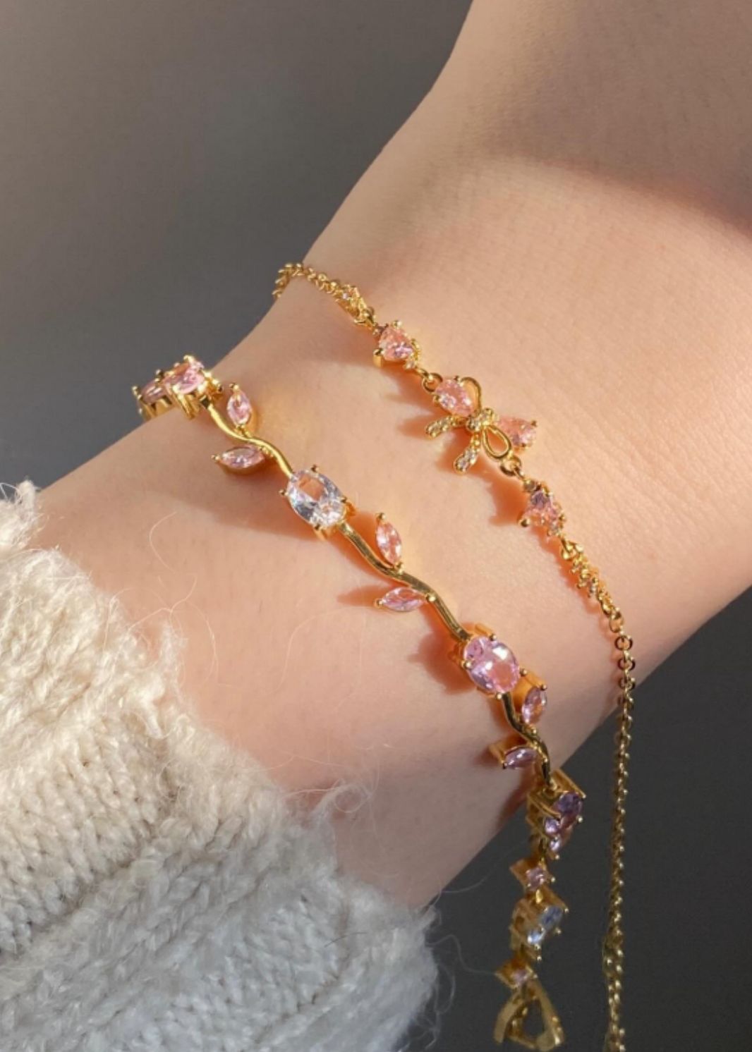 Pembe taşlı bileklik modeli
